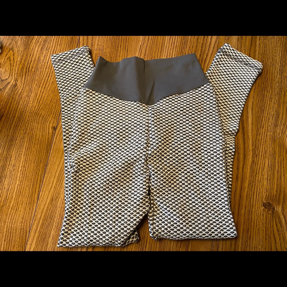 COPY - “Tik-Tok” Viral Leggings